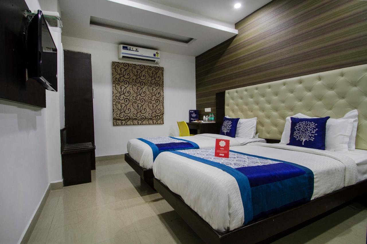 Oyo Hotel Stay Home Near Shilparamam Hyderabad Bagian luar foto