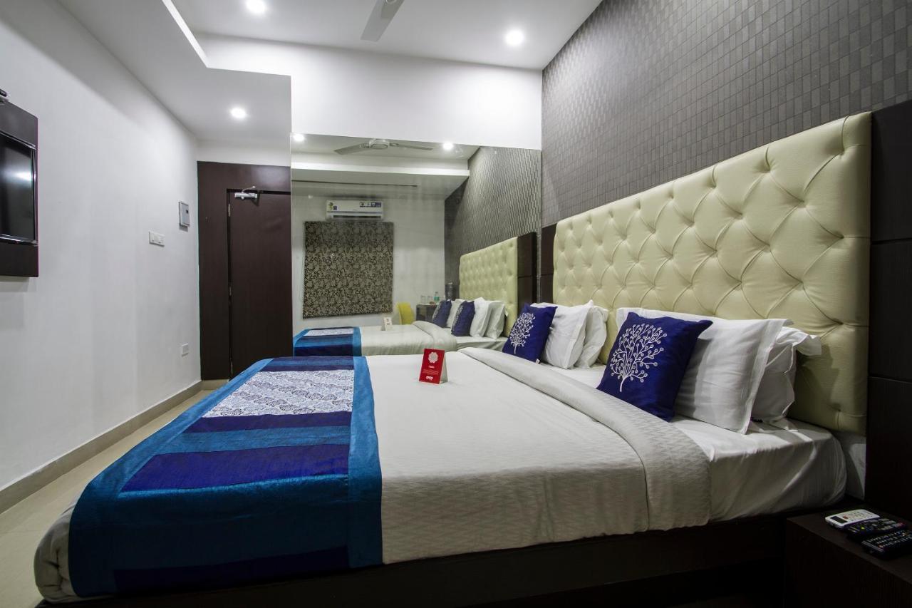 Oyo Hotel Stay Home Near Shilparamam Hyderabad Bagian luar foto