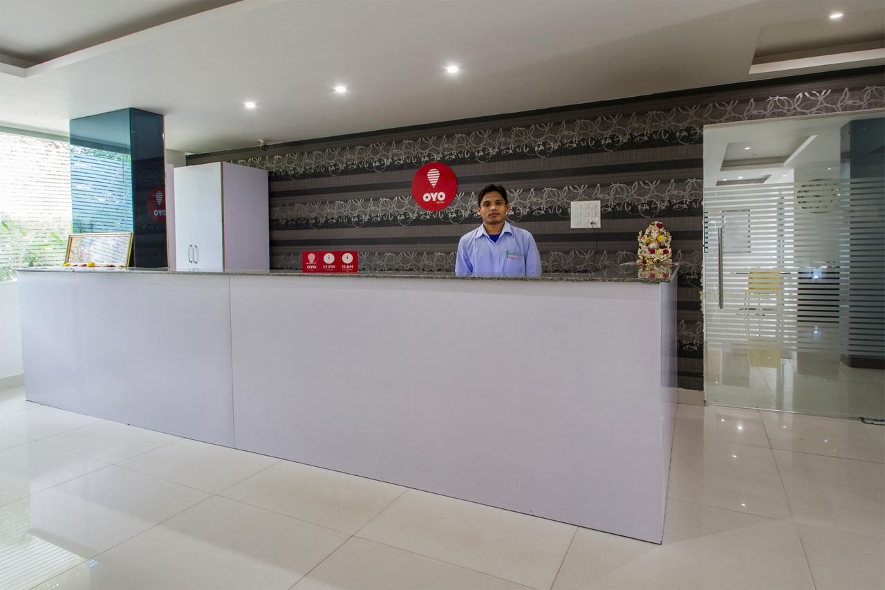 Oyo Hotel Stay Home Near Shilparamam Hyderabad Bagian luar foto