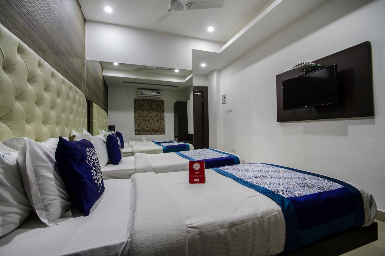 Oyo Hotel Stay Home Near Shilparamam Hyderabad Bagian luar foto